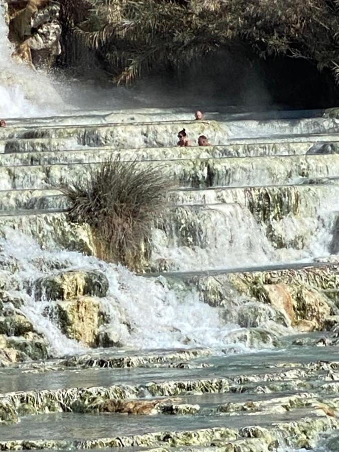Vacanze Terme Di Saturnia Montemerano Bagian luar foto